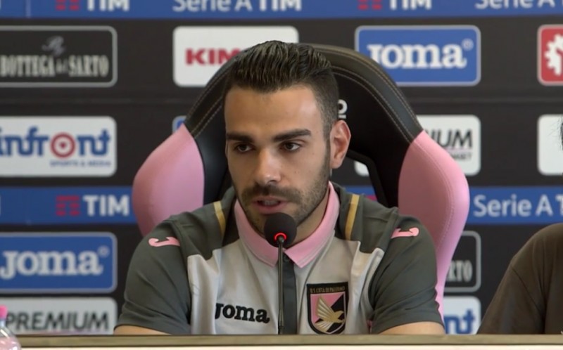 Palermo, Henrique: ‘’Commettiamo troppi errori. Mancano 14 partite, crediamo in salvezza’’ (VIDEO)