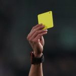 Lo ha fatto alle spalle dell'arbitro